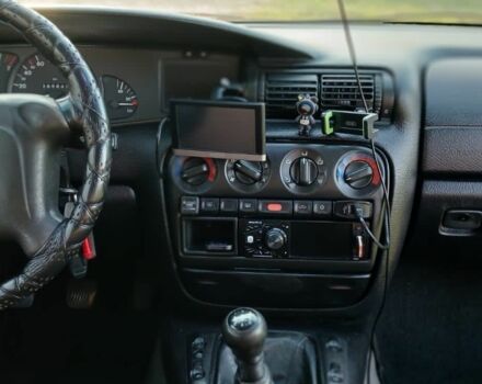 Серый Опель Омега, объемом двигателя 2 л и пробегом 390 тыс. км за 2324 $, фото 11 на Automoto.ua