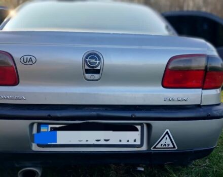 Серый Опель Омега, объемом двигателя 2 л и пробегом 390 тыс. км за 2324 $, фото 2 на Automoto.ua