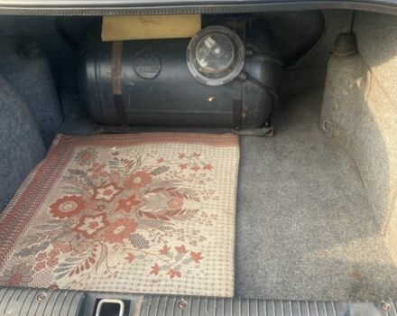 Сірий Опель Омега, об'ємом двигуна 2 л та пробігом 316 тис. км за 1400 $, фото 2 на Automoto.ua