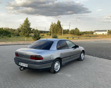 Серый Опель Омега, объемом двигателя 2 л и пробегом 195 тыс. км за 1650 $, фото 4 на Automoto.ua