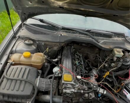 Серый Опель Омега, объемом двигателя 2.5 л и пробегом 300 тыс. км за 800 $, фото 6 на Automoto.ua