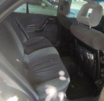 Серый Опель Омега, объемом двигателя 2.5 л и пробегом 400 тыс. км за 2200 $, фото 19 на Automoto.ua