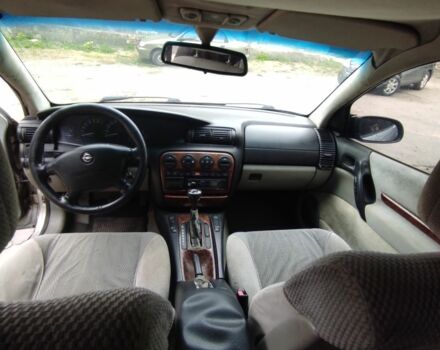 Сірий Опель Омега, об'ємом двигуна 2.5 л та пробігом 2 тис. км за 2399 $, фото 9 на Automoto.ua