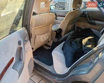Сірий Опель Омега, об'ємом двигуна 2.5 л та пробігом 280 тис. км за 2500 $, фото 8 на Automoto.ua