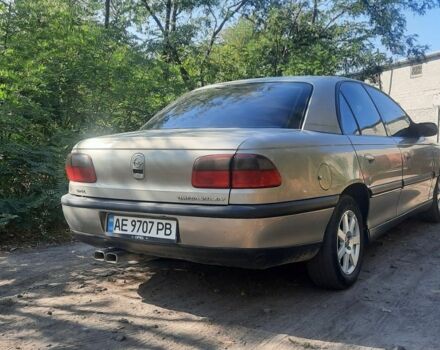 Серый Опель Омега, объемом двигателя 2 л и пробегом 270 тыс. км за 3300 $, фото 2 на Automoto.ua