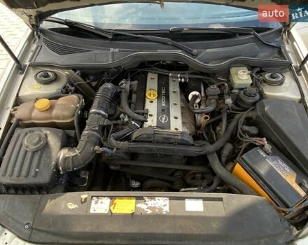 Серый Опель Омега, объемом двигателя 2 л и пробегом 250 тыс. км за 2500 $, фото 39 на Automoto.ua