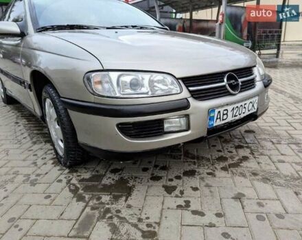 Серый Опель Омега, объемом двигателя 2 л и пробегом 400 тыс. км за 1900 $, фото 2 на Automoto.ua