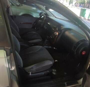 Серый Опель Омега, объемом двигателя 2.5 л и пробегом 400 тыс. км за 2200 $, фото 13 на Automoto.ua