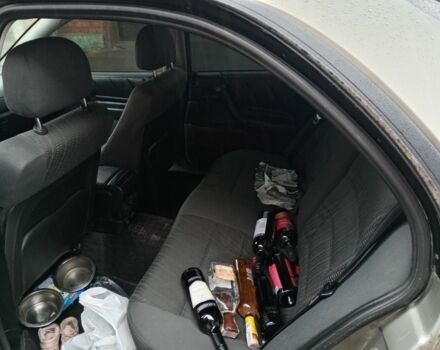 Сірий Опель Омега, об'ємом двигуна 2 л та пробігом 277 тис. км за 3000 $, фото 4 на Automoto.ua