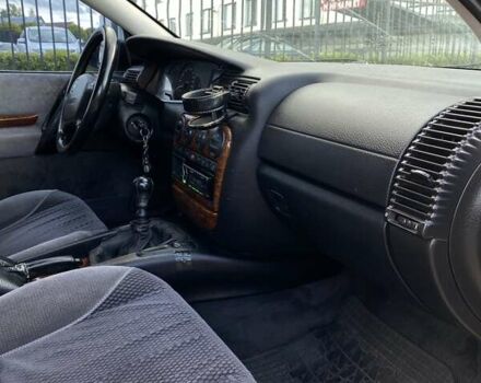 Серый Опель Омега, объемом двигателя 2 л и пробегом 250 тыс. км за 2500 $, фото 26 на Automoto.ua