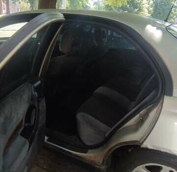 Серый Опель Омега, объемом двигателя 2.5 л и пробегом 400 тыс. км за 2200 $, фото 2 на Automoto.ua