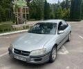 Серый Опель Омега, объемом двигателя 2 л и пробегом 350 тыс. км за 2200 $, фото 1 на Automoto.ua