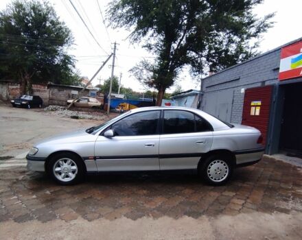 Сірий Опель Омега, об'ємом двигуна 2.5 л та пробігом 2 тис. км за 2399 $, фото 3 на Automoto.ua