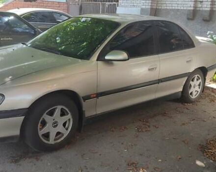 Серый Опель Омега, объемом двигателя 2.5 л и пробегом 400 тыс. км за 2200 $, фото 9 на Automoto.ua