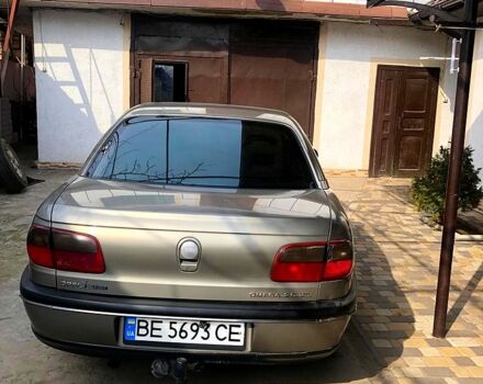 Серый Опель Омега, объемом двигателя 2 л и пробегом 420 тыс. км за 2500 $, фото 1 на Automoto.ua