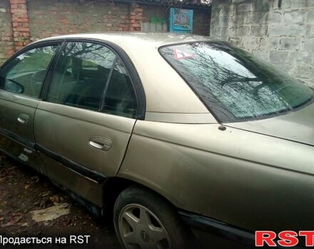 Сірий Опель Омега, об'ємом двигуна 2 л та пробігом 155 тис. км за 1000 $, фото 3 на Automoto.ua