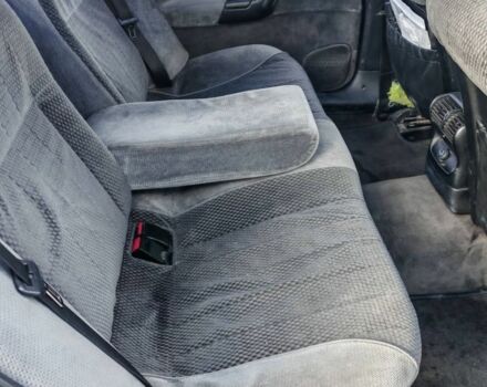 Сірий Опель Омега, об'ємом двигуна 2 л та пробігом 350 тис. км за 1350 $, фото 7 на Automoto.ua