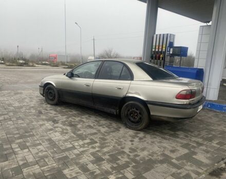 Серый Опель Омега, объемом двигателя 2 л и пробегом 250 тыс. км за 1450 $, фото 1 на Automoto.ua