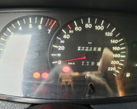 Сірий Опель Омега, об'ємом двигуна 2 л та пробігом 277 тис. км за 3000 $, фото 5 на Automoto.ua