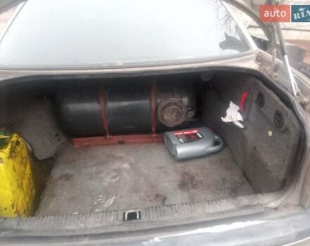Серый Опель Омега, объемом двигателя 2 л и пробегом 300 тыс. км за 1500 $, фото 6 на Automoto.ua