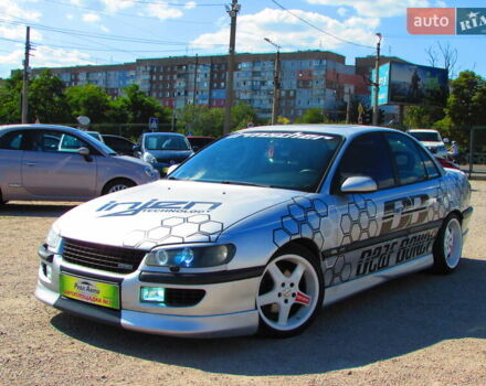 Серый Опель Омега, объемом двигателя 3 л и пробегом 326 тыс. км за 3200 $, фото 3 на Automoto.ua