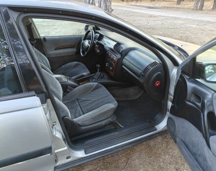 Серый Опель Омега, объемом двигателя 2 л и пробегом 249 тыс. км за 2450 $, фото 12 на Automoto.ua