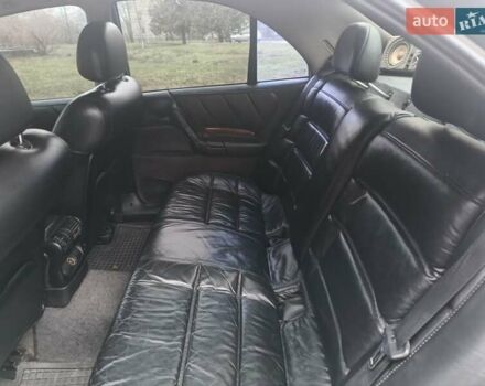 Серый Опель Омега, объемом двигателя 2.5 л и пробегом 398 тыс. км за 2400 $, фото 8 на Automoto.ua