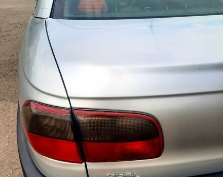 Серый Опель Омега, объемом двигателя 2 л и пробегом 320 тыс. км за 2500 $, фото 3 на Automoto.ua