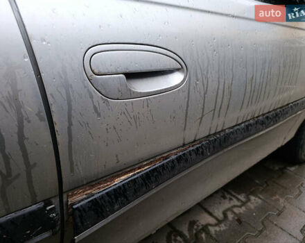Серый Опель Омега, объемом двигателя 2.5 л и пробегом 364 тыс. км за 1800 $, фото 7 на Automoto.ua