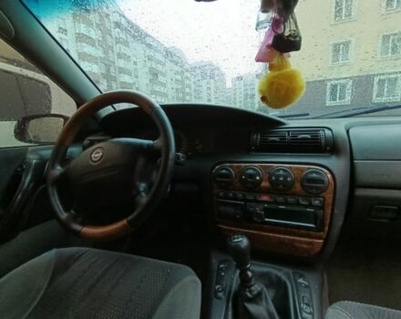 Серый Опель Омега, объемом двигателя 2.5 л и пробегом 364 тыс. км за 1500 $, фото 5 на Automoto.ua