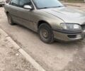 Сірий Опель Омега, об'ємом двигуна 2.5 л та пробігом 300 тис. км за 900 $, фото 1 на Automoto.ua