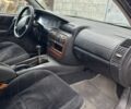 Сірий Опель Омега, об'ємом двигуна 2 л та пробігом 200 тис. км за 1200 $, фото 5 на Automoto.ua