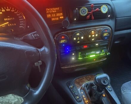 Сірий Опель Омега, об'ємом двигуна 2.5 л та пробігом 283 тис. км за 1300 $, фото 5 на Automoto.ua