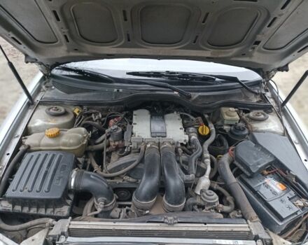 Серый Опель Омега, объемом двигателя 2.5 л и пробегом 230 тыс. км за 2000 $, фото 7 на Automoto.ua