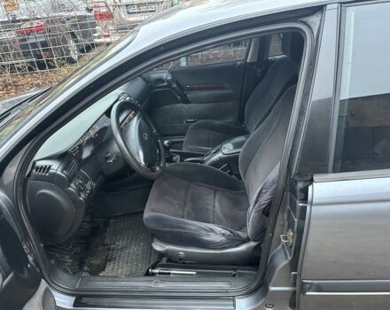 Серый Опель Омега, объемом двигателя 2 л и пробегом 295 тыс. км за 2200 $, фото 6 на Automoto.ua