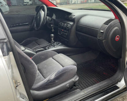 Серый Опель Омега, объемом двигателя 2 л и пробегом 473 тыс. км за 2500 $, фото 11 на Automoto.ua