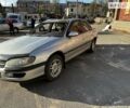 Серый Опель Омега, объемом двигателя 2 л и пробегом 200 тыс. км за 2000 $, фото 1 на Automoto.ua