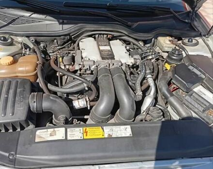 Сірий Опель Омега, об'ємом двигуна 2.5 л та пробігом 165 тис. км за 4000 $, фото 31 на Automoto.ua