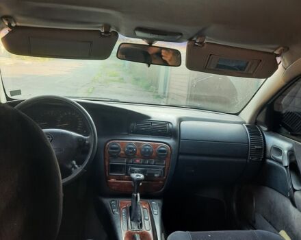 Серый Опель Омега, объемом двигателя 2 л и пробегом 390 тыс. км за 2999 $, фото 5 на Automoto.ua