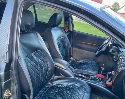 Серый Опель Омега, объемом двигателя 2.5 л и пробегом 402 тыс. км за 2300 $, фото 3 на Automoto.ua