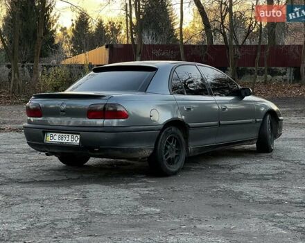 Сірий Опель Омега, об'ємом двигуна 2 л та пробігом 350 тис. км за 1750 $, фото 4 на Automoto.ua