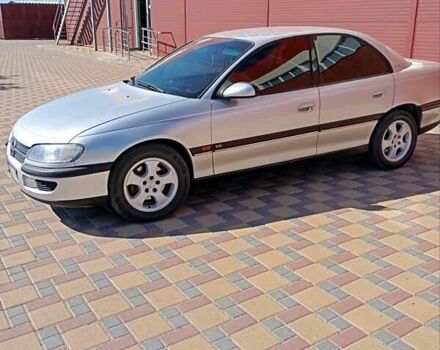 Сірий Опель Омега, об'ємом двигуна 2.5 л та пробігом 165 тис. км за 4000 $, фото 7 на Automoto.ua