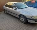Сірий Опель Омега, об'ємом двигуна 2 л та пробігом 300 тис. км за 1800 $, фото 1 на Automoto.ua