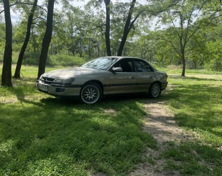 Сірий Опель Омега, об'ємом двигуна 2 л та пробігом 3 тис. км за 2650 $, фото 1 на Automoto.ua