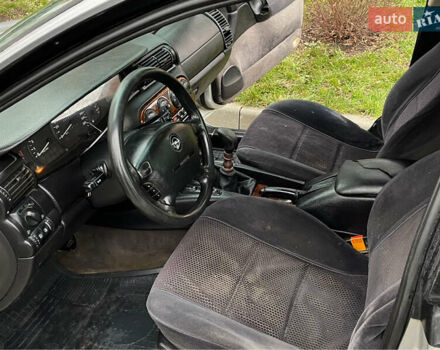 Серый Опель Омега, объемом двигателя 2 л и пробегом 380 тыс. км за 1450 $, фото 12 на Automoto.ua