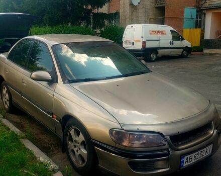 Серый Опель Омега, объемом двигателя 2 л и пробегом 368 тыс. км за 1800 $, фото 1 на Automoto.ua