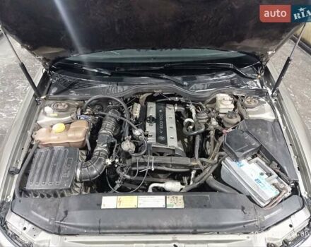 Серый Опель Омега, объемом двигателя 2 л и пробегом 370 тыс. км за 2100 $, фото 4 на Automoto.ua