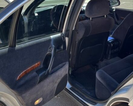 Сірий Опель Омега, об'ємом двигуна 2 л та пробігом 205 тис. км за 2150 $, фото 4 на Automoto.ua