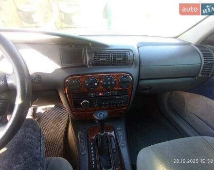 Серый Опель Омега, объемом двигателя 2 л и пробегом 370 тыс. км за 2100 $, фото 6 на Automoto.ua