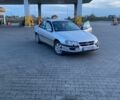 Сірий Опель Омега, об'ємом двигуна 2 л та пробігом 500 тис. км за 2000 $, фото 1 на Automoto.ua